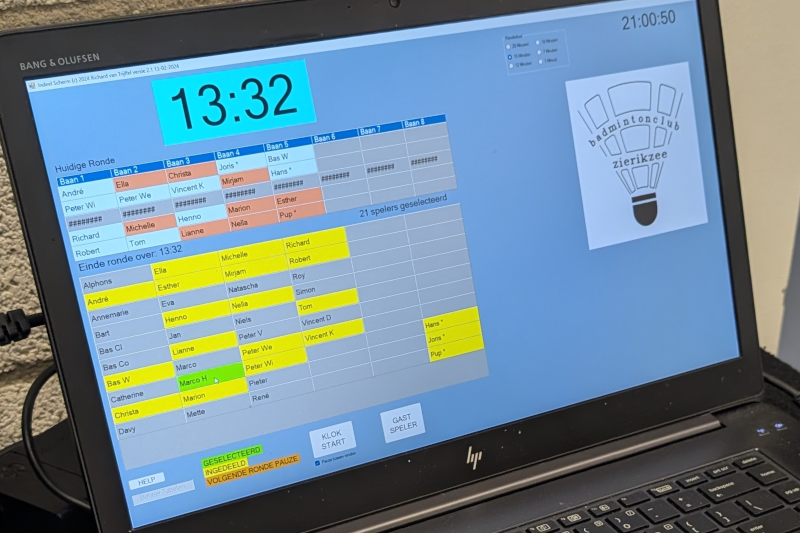 Sfeer foto: Computer met wedstrijdindeling